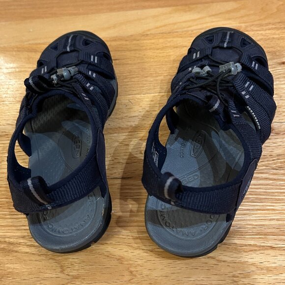 Keen Newport Closed Toe Sandals for Teens / Men Size 8 Excellent Condition - Picture 5 of 9